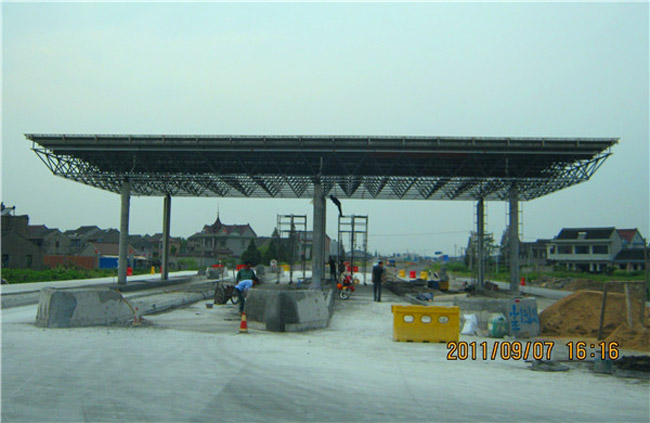 石首收费站网架工程